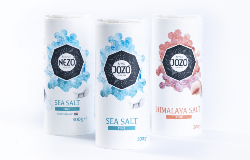 JOZO salt shakers in NextCycle IML by MCC Verstraete JOZO salt shakers in NextCycle IML by MCC Verstraete